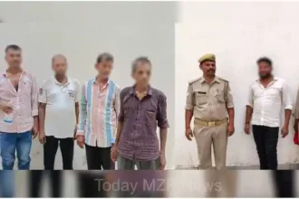 Mirzapur police arrested five people with guns and cash from a gambling den