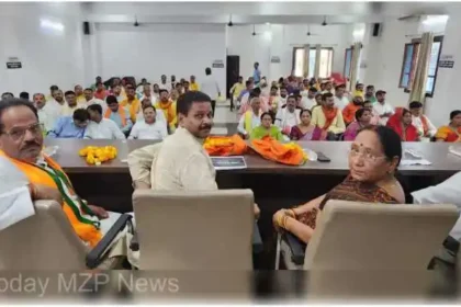 The 50th black day of emergency was celebrated at the Mirzapur BJP district office