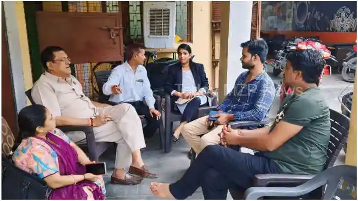 A discussion was organised on how Mirzapur district will become plastic free