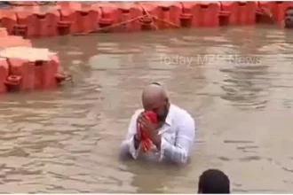 Bihar Deputy CM Samrat Chaudhary reached Ayodhya and took a dip in the Saryu river