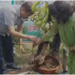 DIG reached Chandauli and gave impetus to the campaign named after a tree mother