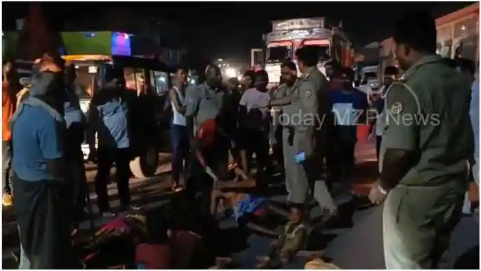 Dissatisfied with the police action Varanasi-Shaktinagar highway was blocked again