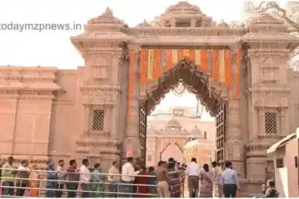 For the first time in Sawan Kashi residents reached Baba court through a special gate