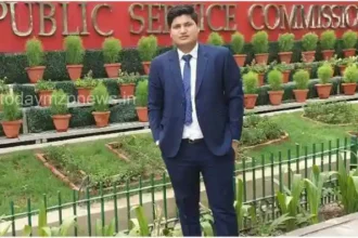 Jaunpur farmer son selected in Public Service Commission happy atmosphere in the family