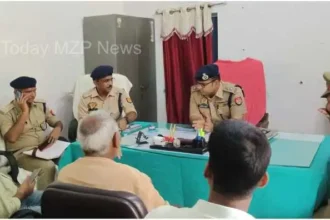 Meeting held at Lalganj police station in view of Muharram and Kanwar Yatra