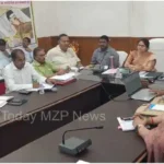 Mirzapur DM reviewed the communicable disease control campaign by holding a meeting