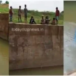 Mirzapur Halia Tractor lost control and overturned in Bansagar canal