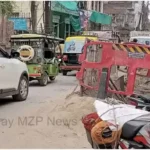 Mirzapur Imambara- Shastri bridge road is facing traffic jam