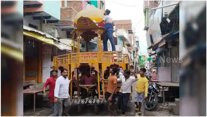 Mirzapur Kachhwa The chariot is being cleaned for the Rath Yatra festival