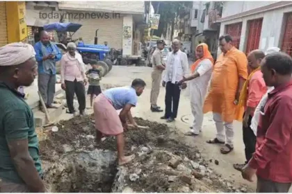 Mirzapur People fell ill due to drinking contaminated water, city MLA arrived on getting the news