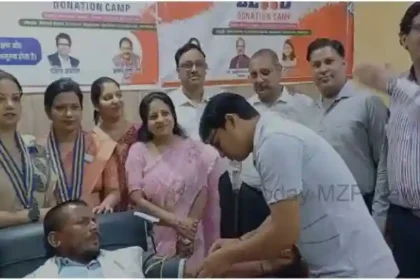 Mirzapur Rotary Club Blood donation camp was organized at Krishna Blood Bank