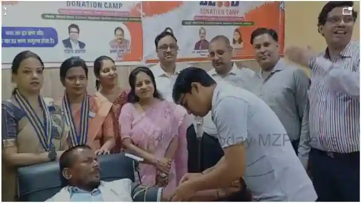 Mirzapur Rotary Club Blood donation camp was organized at Krishna Blood Bank