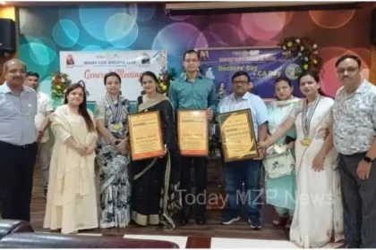 Mirzapur Rotary Club Elite honored doctor and chartered accountant