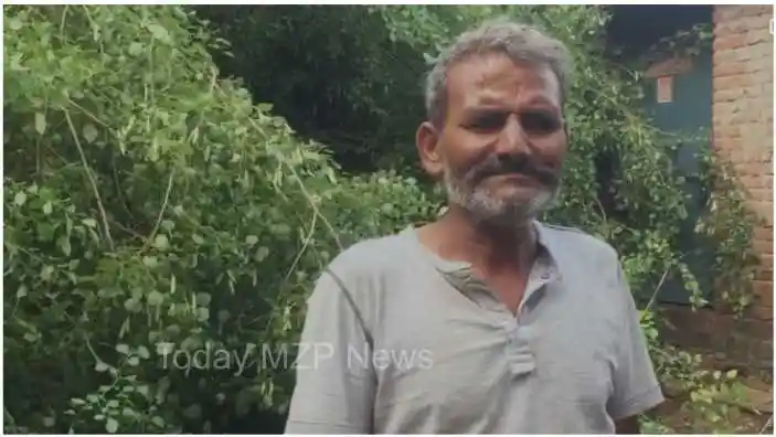 Mirzapur Vindhyachal Tree fell on house due to strong wind and rain