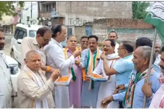 Mirzapur When Congress party won the by-election, the workers celebrated