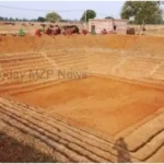 Mirzapur ponds are being dug through MNREGA for water conservation