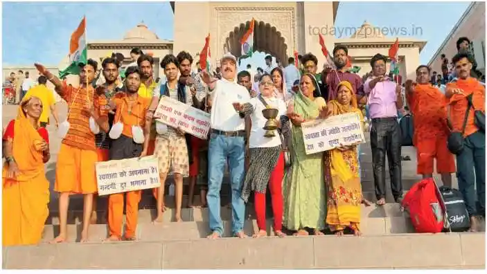 On the first Monday of Sawan in Varanasi, thousands took a pledge to purify the Ganga