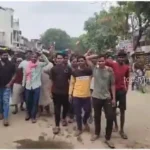 People troubled by power cuts in Jaunpur staged a protest