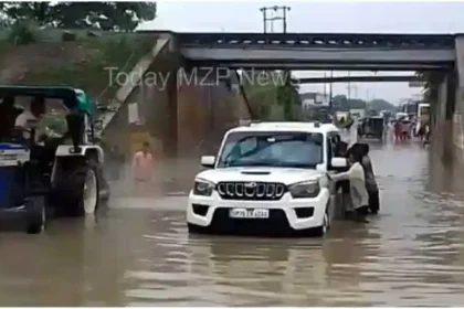 Ponds built underpasses in Mirzapur increased problems for drivers