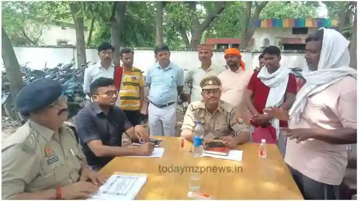 SDM and ACP Rajatalab heard the grievances of the people on Thana Diwas