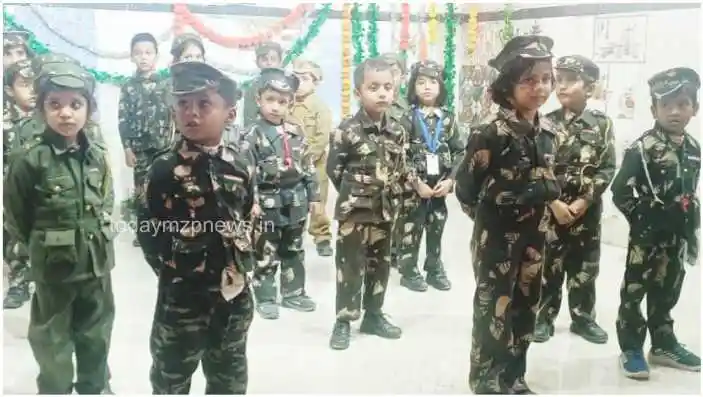 Sonbhadra Children celebrated Kargil Day by presenting various programs