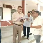 Sonbhadra District Magistrate conducts surprise inspection of ARTO office