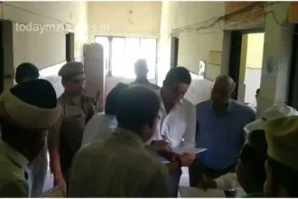 Bhadohi DM ADM SDM conduct surprise inspection in various offices