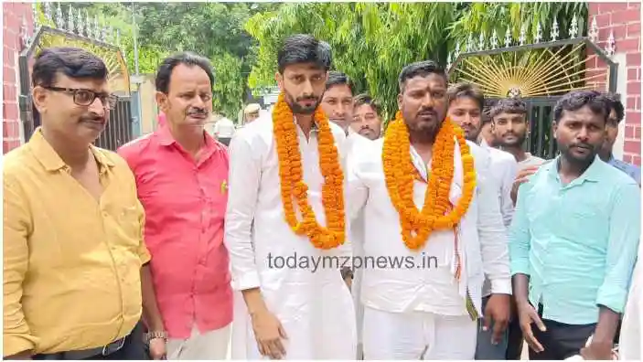 Bindo Kumar won by 240 votes and became the head of Kachhwa Gram Panchayat Vyaspur