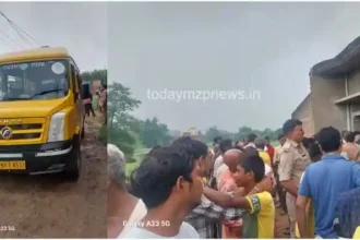 Chandauli News Uncontrolled school bus crushes old woman