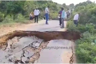 Chandauli Road collapse causes chaos