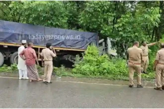 Hathinala Sonbhadra Two bike riders died after being hit by an uncontrolled trailer