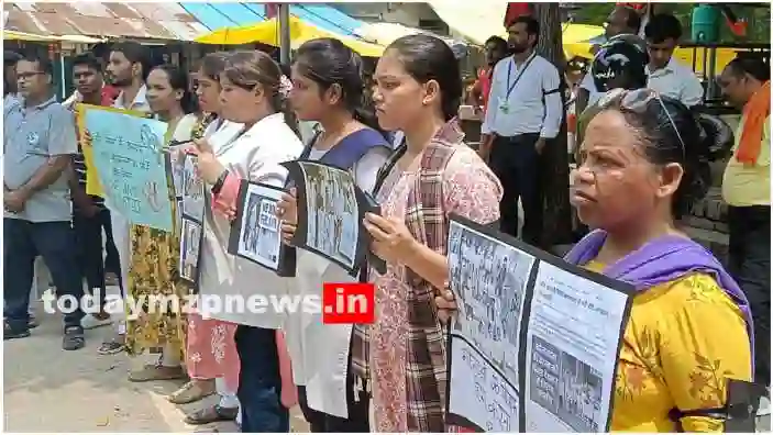 Kachhwa Doctors protested by tying black bands on their arms