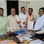 Mirzapur Congress handed over a memorandum to DM to solve the electricity problem