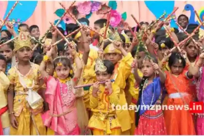 Mirzapur Shri Krishna Janmashtami was celebrated in Dr. Sarla Sarraf Public School