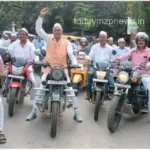 Mirzapur Teachers demanded old pension by taking out a bike rally