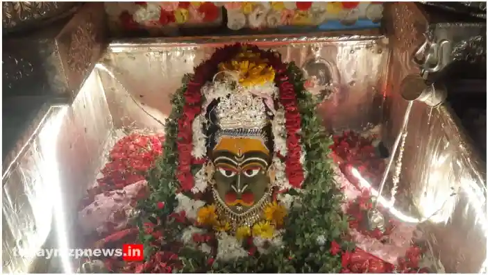 Mother Vindhyavasini Jayanti was celebrated in the ancient Budhenath temple of Mirzapur