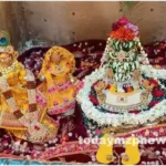 On the occasion of Janmashtami festival, a tableau of Radha Krishna was decorated in Budhenath temple