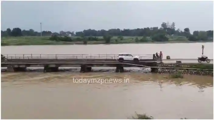 One thousand cusecs of water was released into the river by opening three gates of the Adwa dam