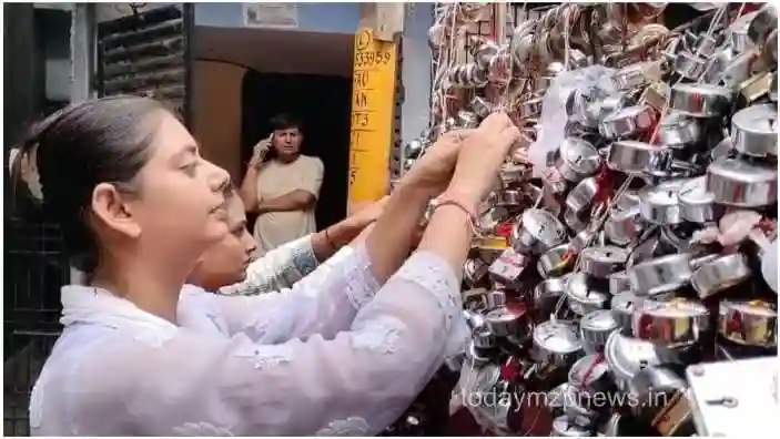 Sawan Special Unique Shiva temple where the key to luck is hidden in the lock