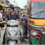 Scooty rider injured after being hit by Vindhyachal auto driver