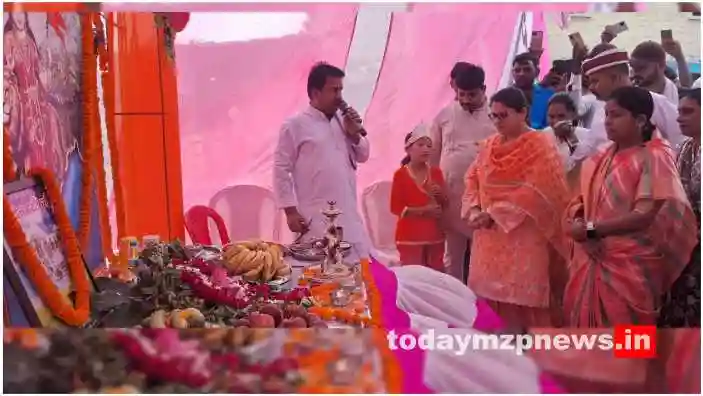 Shri Krishna Janmashtami program was inaugurated by worshipping Saraswati and lighting the lamp