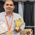 Sonbhadra Teacher Rajkumar Singh was awarded the Vidya Bhaskar Award 2024