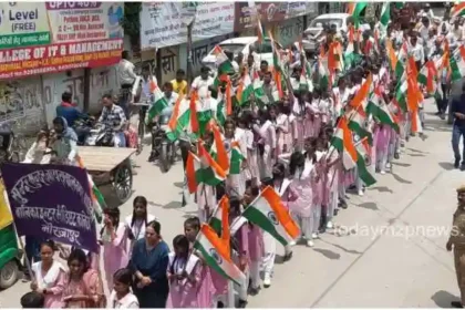 Under the Har Ghar Tiranga Abhiyan, BJP took out a Tiranga Yatra from City Club