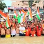 Varanasi Kanwaria carrying the tricolor said Everyone should be together and Ganga should be clean