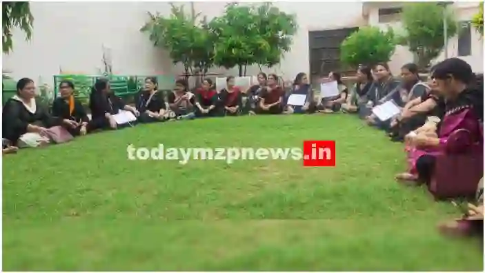 Women power demonstrated against the brutality with the female doctor in Kolkata