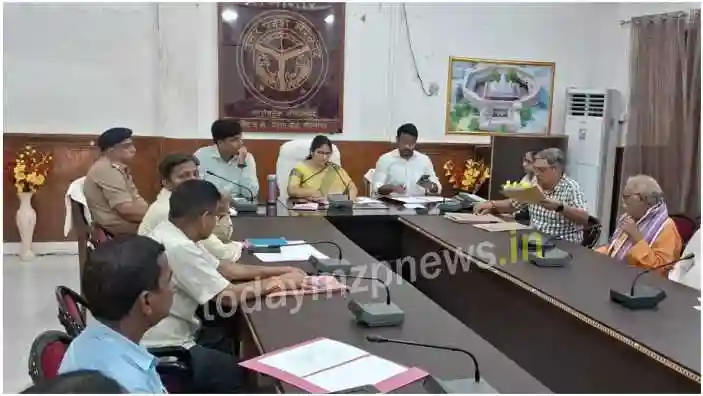A meeting of Zila Sainik Bandhu was held under the chairmanship of Mirzapur DM