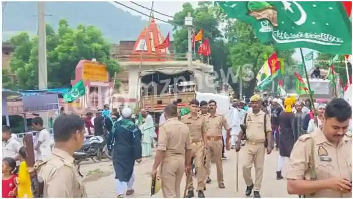Drummondganj Barawafaat procession taken out with great pomp