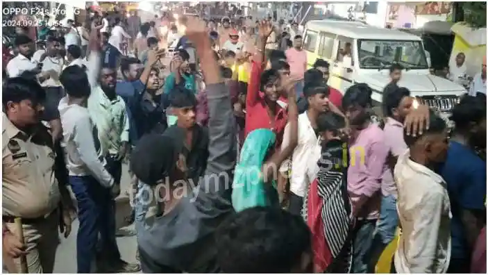 Kachhwa Dalit community protested demanding hanging of the accused