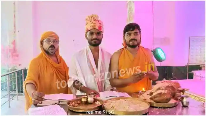 Kachhwa Jain community performed grand worship in Digambar Jain temple