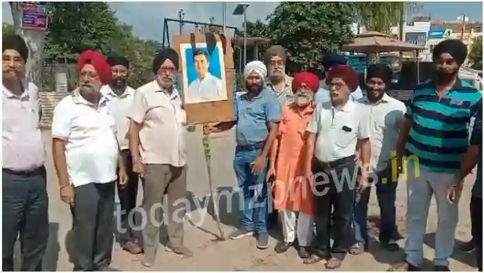 Mirzapur Anger in Sikh community after Rahul Gandhi's statement